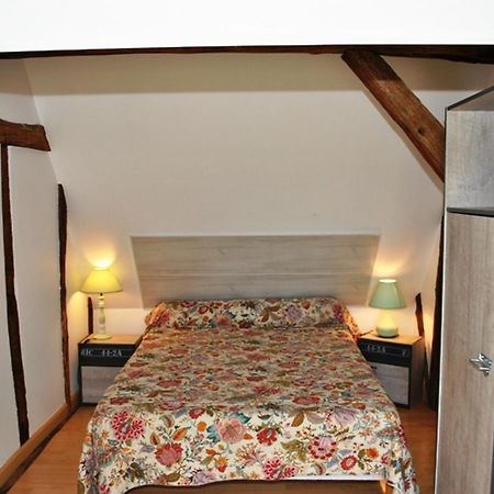 Gite De Charme Pres Des Chateaux De La Loire Avec Jardin, Terrasse Et Equipements Pour Familles - Fr-1-381-359 Azay-sur-Cher 외부 사진